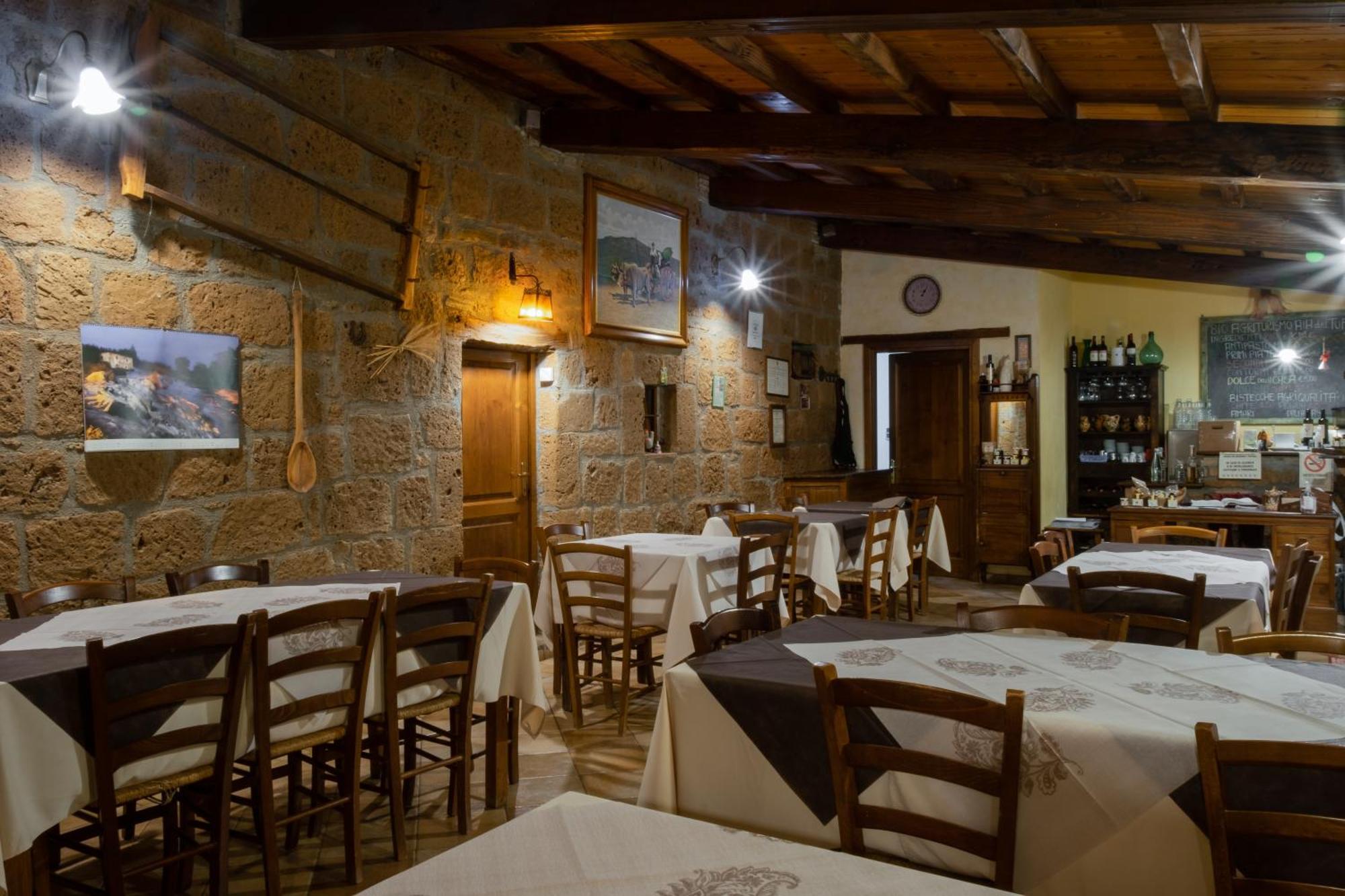 Bio Agriturismo Aia Del Tufo Sorano Kültér fotó