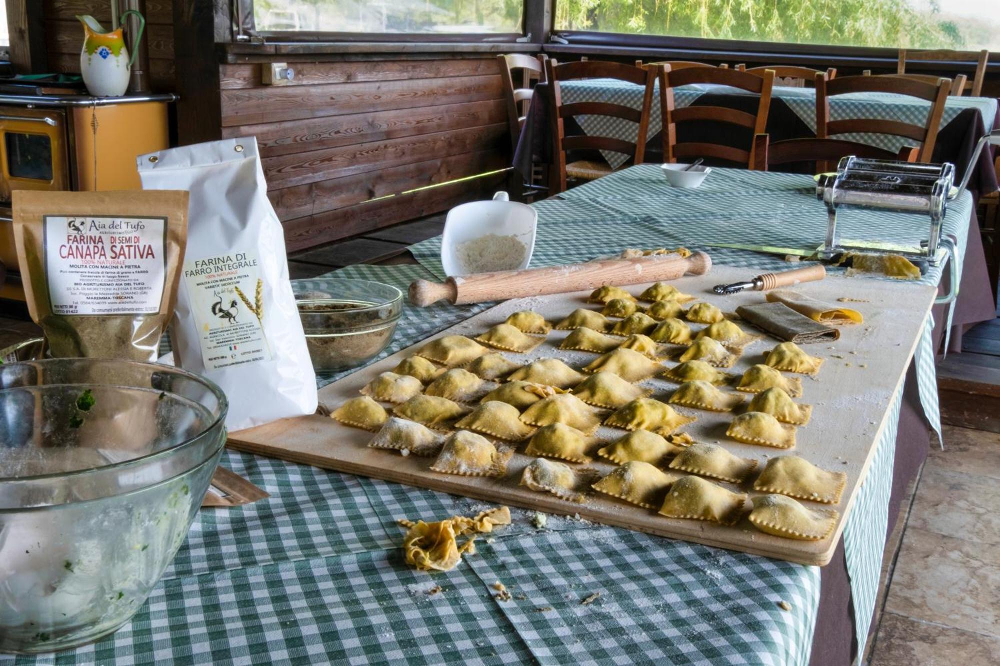 Bio Agriturismo Aia Del Tufo Sorano Kültér fotó