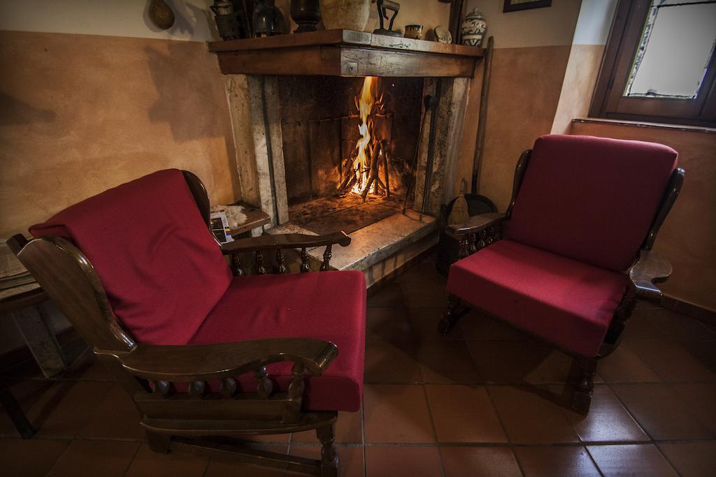 Bio Agriturismo Aia Del Tufo Sorano Kültér fotó