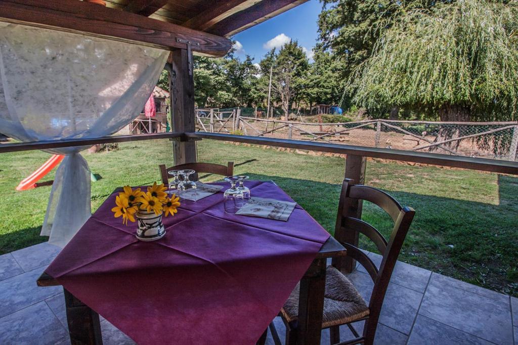 Bio Agriturismo Aia Del Tufo Sorano Kültér fotó