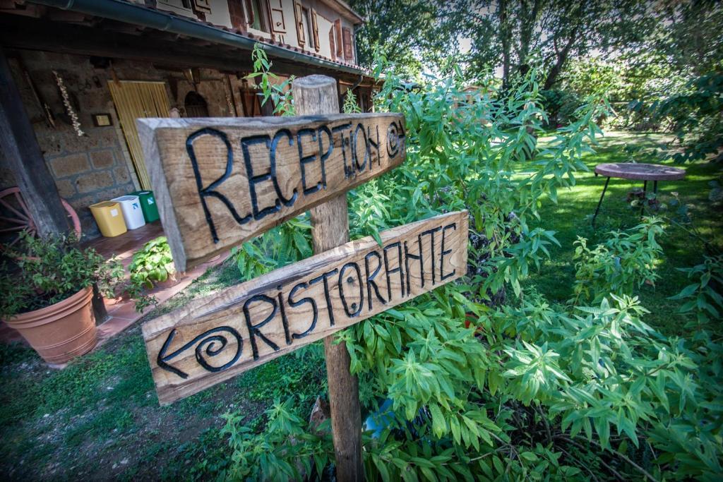 Bio Agriturismo Aia Del Tufo Sorano Kültér fotó